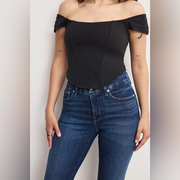 Good American - DOLLY JOLEANS PETITE STRAIGHT JEANS - Picture 3 of 5